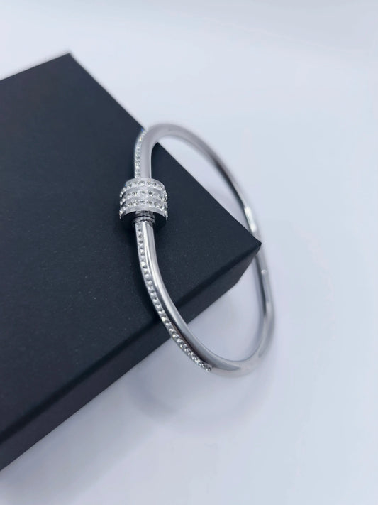 Bracelet femme en argent avec petits diamants #06