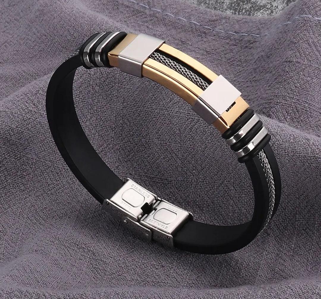 Bracelet homme uni en acier inoxydable, placage or #01 - Le monde d'Ela